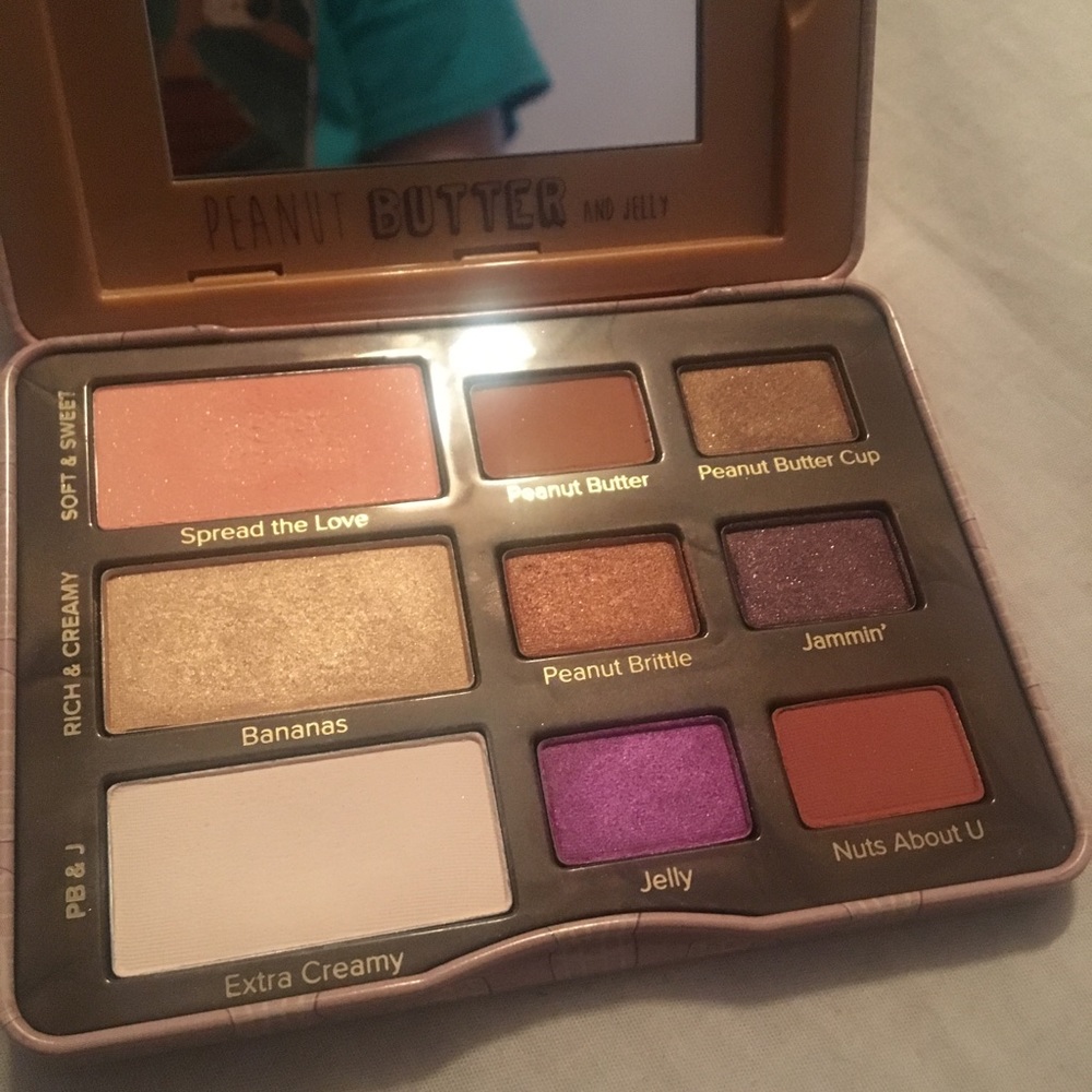 Too Faced PB & J palette